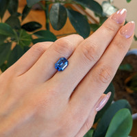 3.75 Ct. Blue Sapphire from Ceylon (Sri Lanka) Life Style