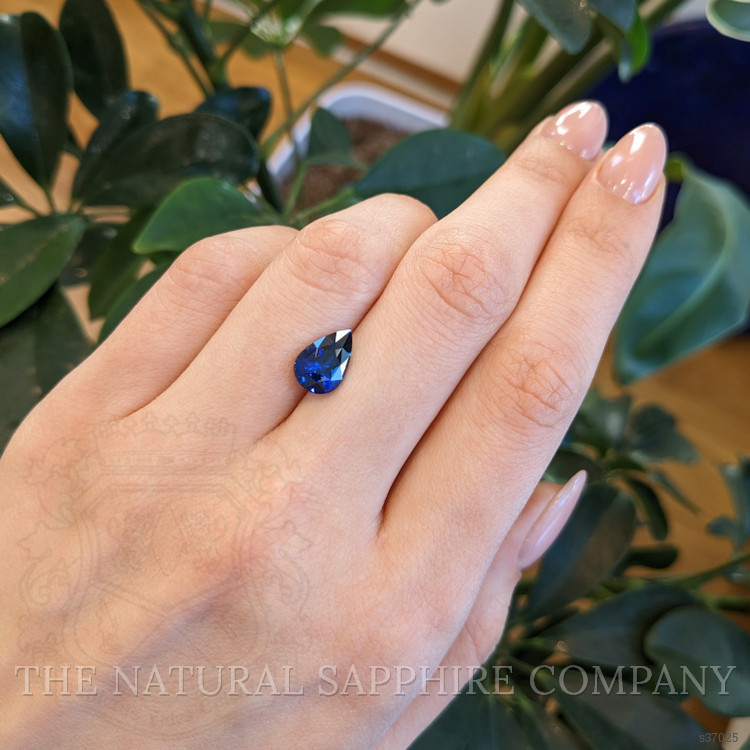 3.10 Ct. Blue Sapphire from Ceylon (Sri Lanka)