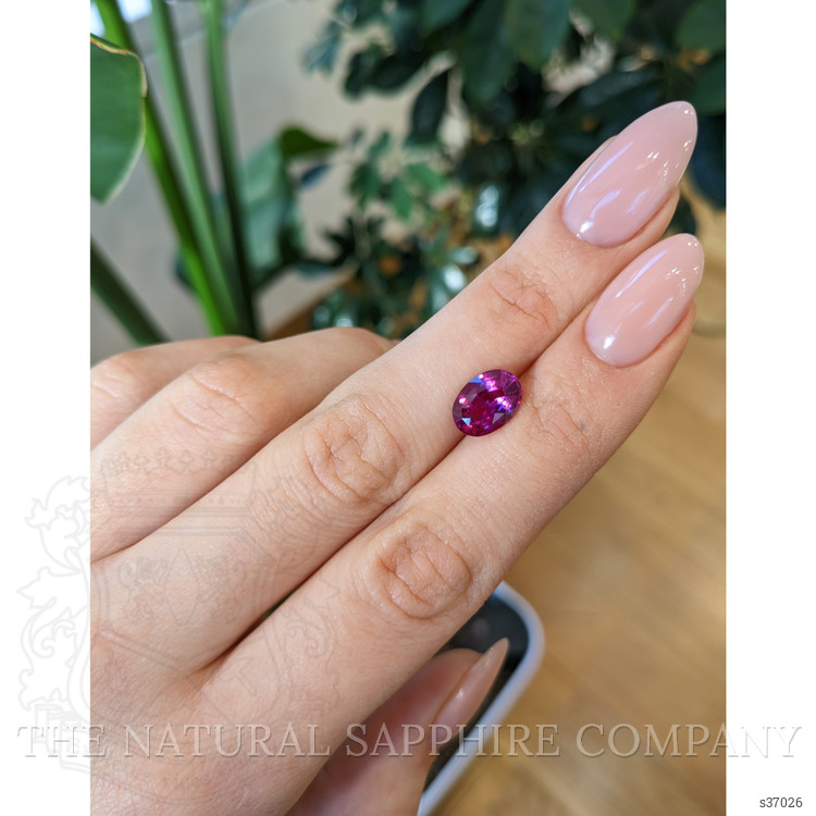 3.08 Ct. Pink Sapphire from Ceylon (Sri Lanka)
