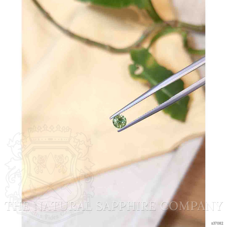 0.40 Ct. Greenish Yellow Sapphire from Montana