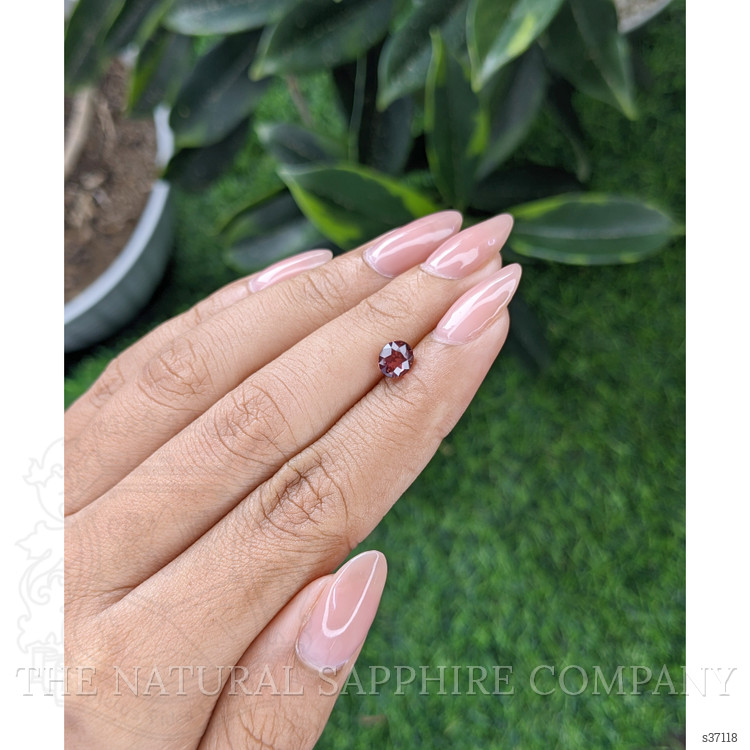 1.08 Ct. Pinkish Brown Sapphire from Tanzania