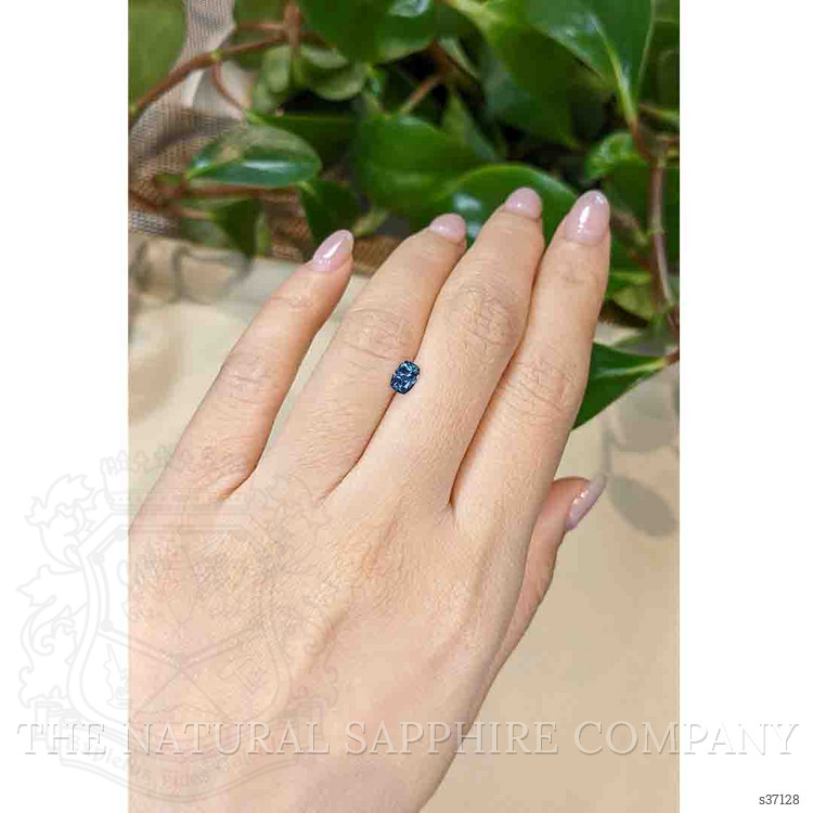 0.50 Ct. Greenish Blue Sapphire from Montana
