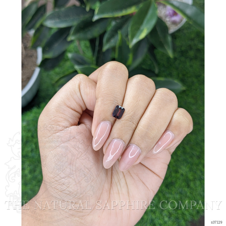 1.08 Ct. Pinkish Brown Sapphire from Madagascar