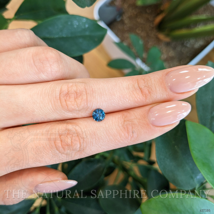 0.93 Ct. Greenish Blue Sapphire from Montana