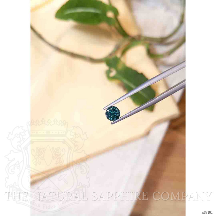 1.05 Ct. Bluish Green Sapphire from Montana