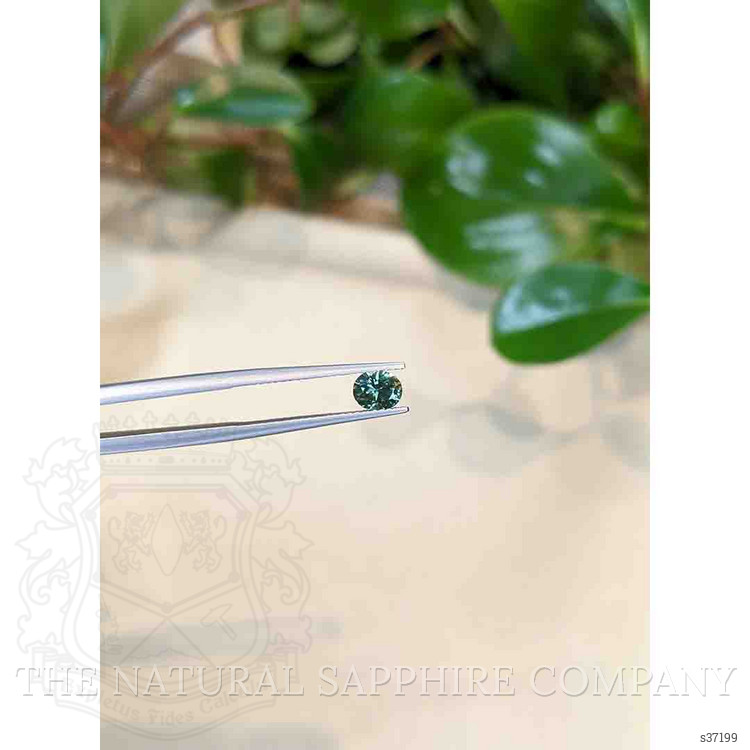 0.76 Ct. Bi Color Sapphire from Montana