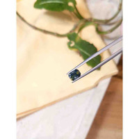 1.42 Ct. Bi Color Sapphire from Montana Life Style