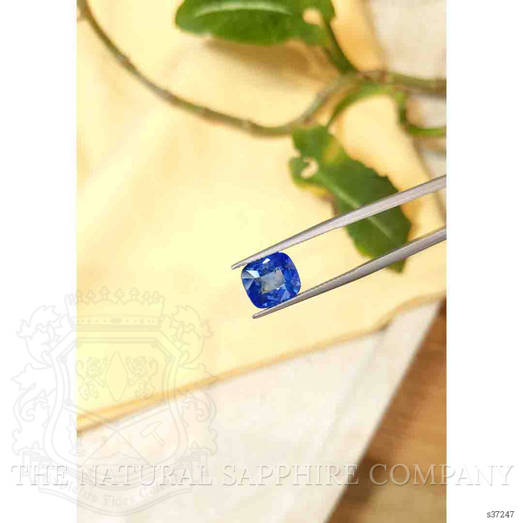 4.23 Ct. Blue Sapphire from Ceylon (Sri Lanka)