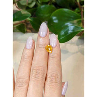 2.84 Ct. Orange Sapphire from Ceylon (Sri Lanka) Life Style