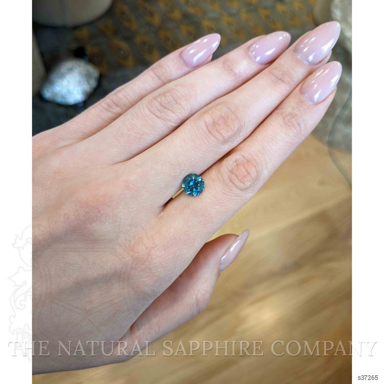 2.42 Ct. Bluish Green Sapphire from Montana