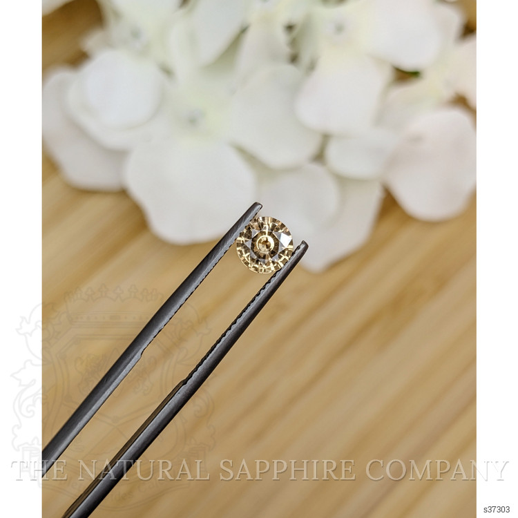 0.96 Ct. Yellowish Brown Sapphire from Ceylon (Sri Lanka)