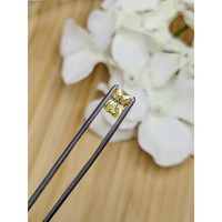 1.34 Ct. Yellow Sapphire from Ceylon (Sri Lanka) Life Style