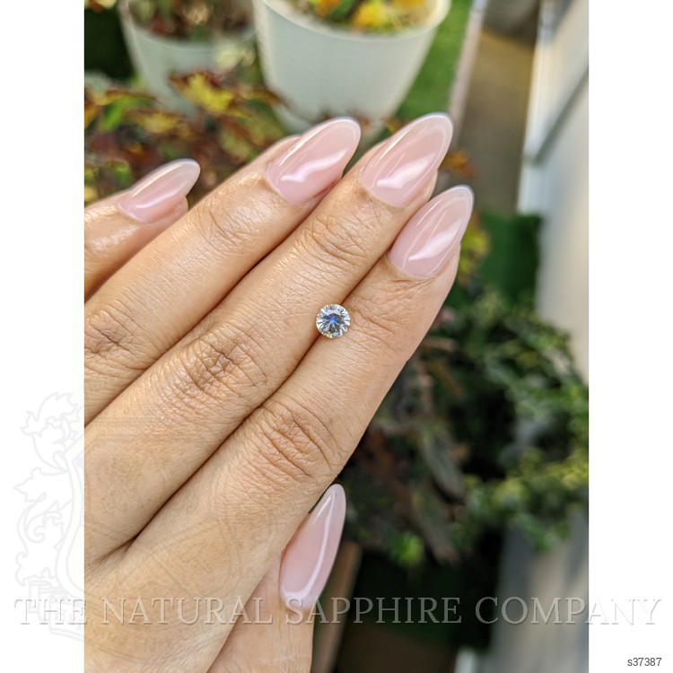 0.60 Ct. Bi Color Sapphire from Ceylon (Sri Lanka)