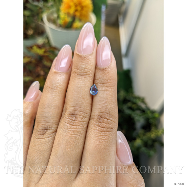 0.61 Ct. Bi Color Sapphire from Ceylon (Sri Lanka)