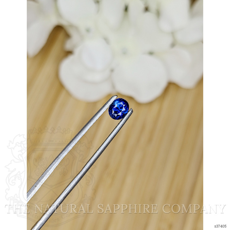 1.03 Ct. Blue Sapphire from Ceylon (Sri Lanka)