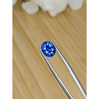 3.08 Ct. Blue Sapphire from Ceylon (Sri Lanka) Life Style