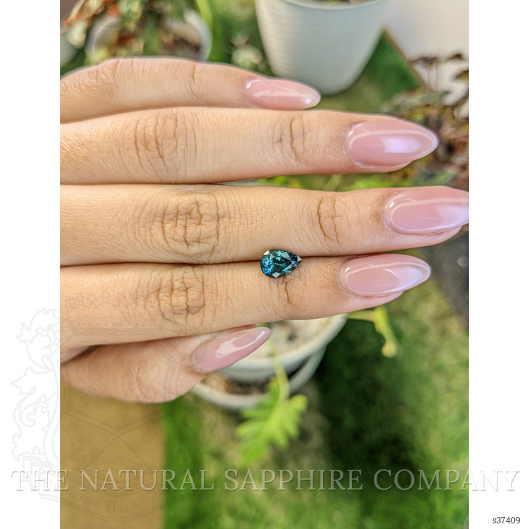 1.44 Ct. Greenish Blue Sapphire from Ceylon (Sri Lanka)