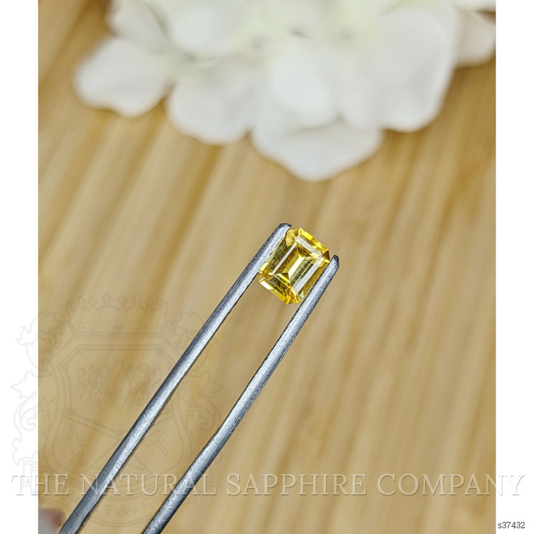 1.14 Ct. Yellow Sapphire from Ceylon (Sri Lanka)