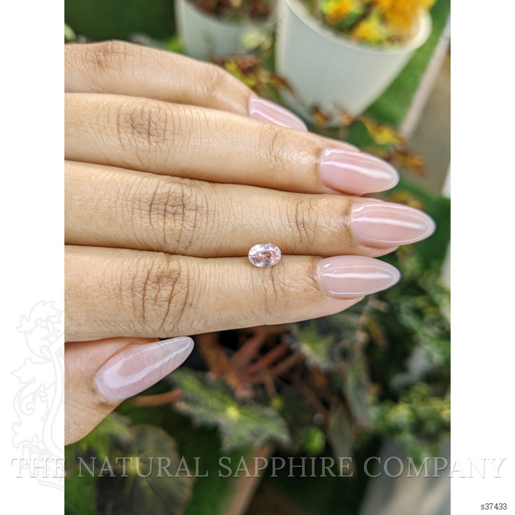 1.05 Ct. Padparadscha Sapphire from Ceylon (Sri Lanka)