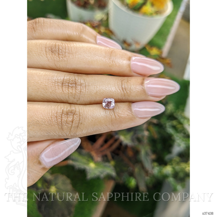 1.26 Ct. Padparadscha Sapphire from Ceylon (Sri Lanka)