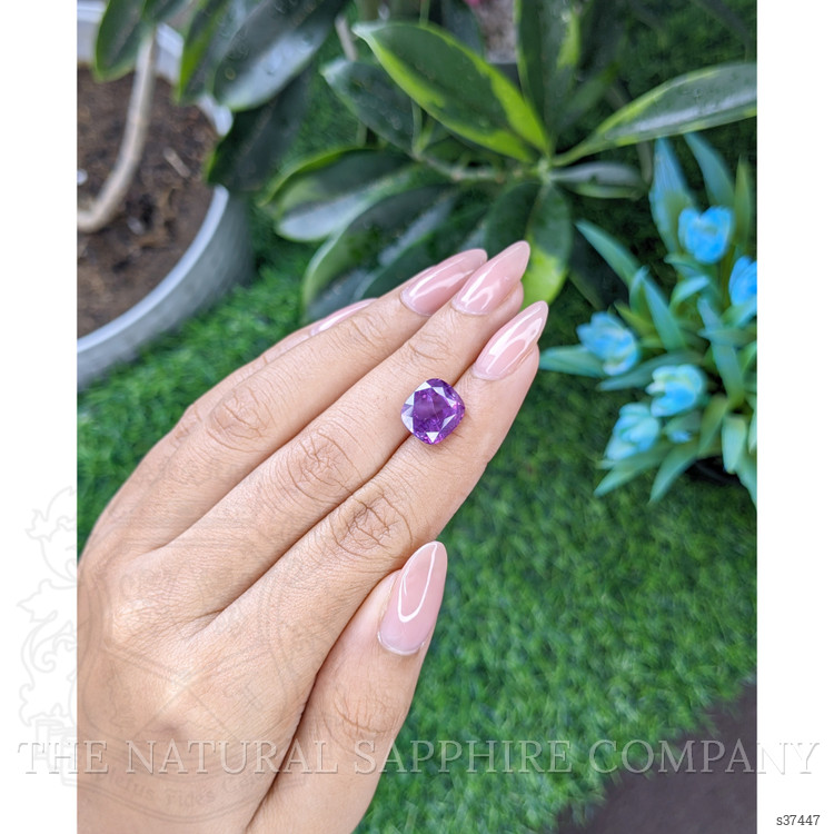 7.66 Ct. Pinkish Purple Sapphire from Ceylon (Sri Lanka)