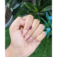 1.57 Ct. Purplish Pink Sapphire from Ceylon (Sri Lanka) Life Style