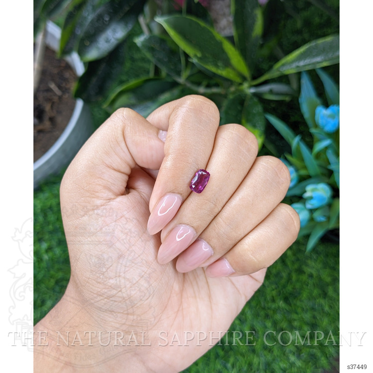 1.57 Ct. Purplish Pink Sapphire from Ceylon (Sri Lanka)