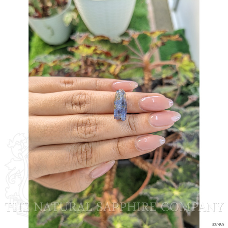 10.00 Ct. Blue Sapphire Crystal from Ceylon (Sri Lanka)