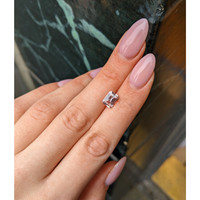 2.36 Ct. Pink Sapphire from Ceylon (Sri Lanka) Life Style