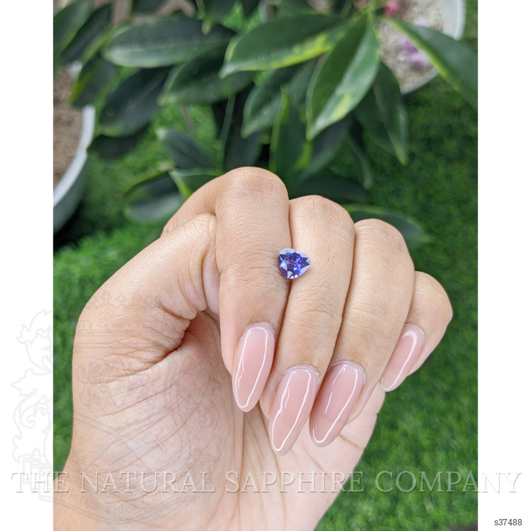1.05 Ct. Purplish Blue Sapphire from Ceylon (Sri Lanka)