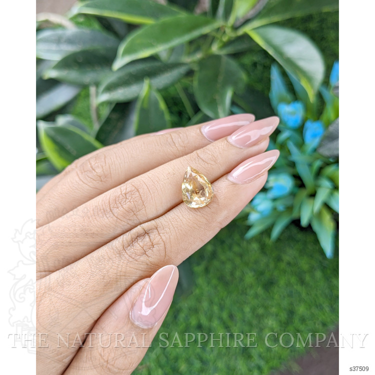 5.56 Ct. Peach Sapphire from Ceylon (Sri Lanka)