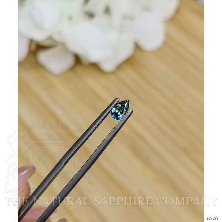 0.44 Ct. Bi Color Sapphire from Madagascar