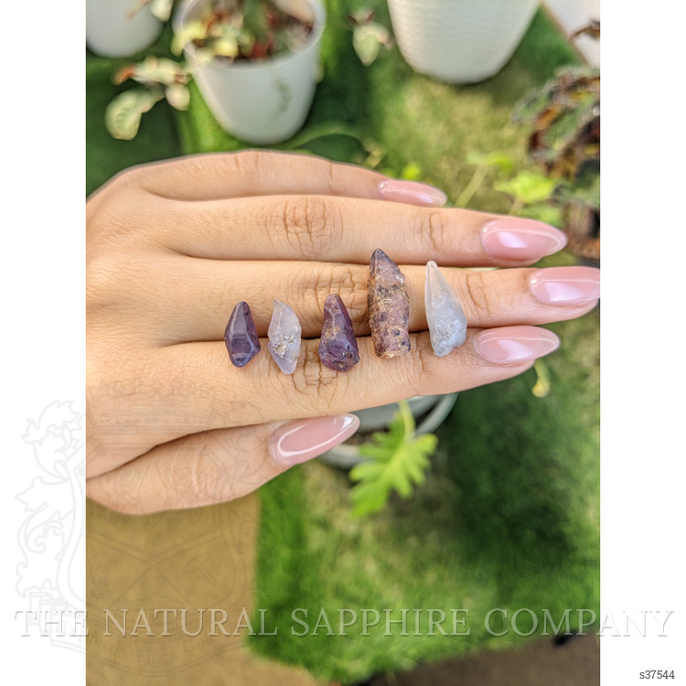 35.10 Ct. Multi Color Sapphire Crystal from Ceylon (Sri Lanka)