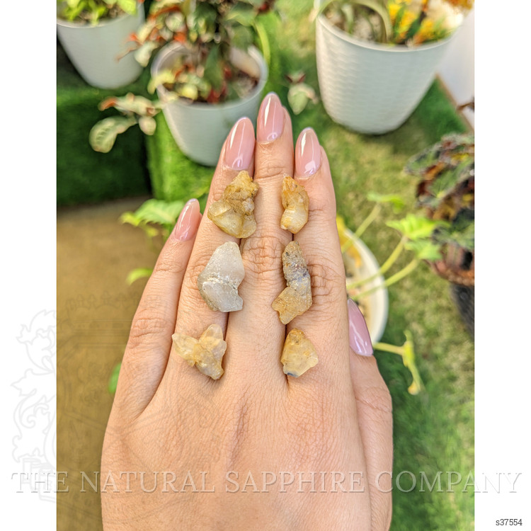 71.07 Ct. Yellow Sapphire Crystal from Ceylon (Sri Lanka)