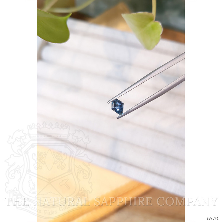 0.60 Ct. Blue Sapphire from Montana