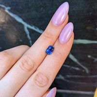 2.59 Ct. Blue Sapphire from Ceylon (Sri Lanka) Life Style