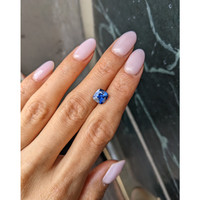 2.61 Ct. Blue Sapphire from Ceylon (Sri Lanka) Life Style