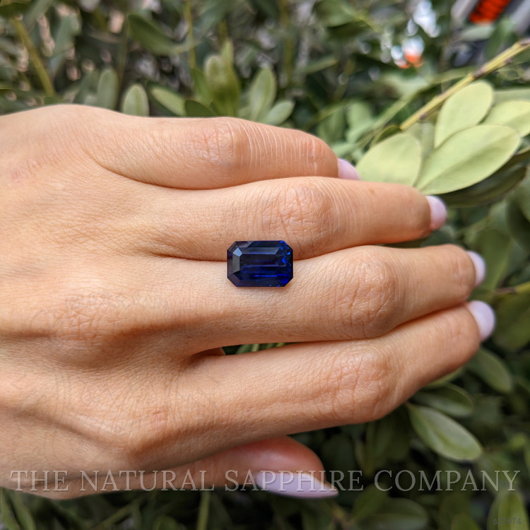 7.02 Ct. Blue Sapphire from Ceylon (Sri Lanka)