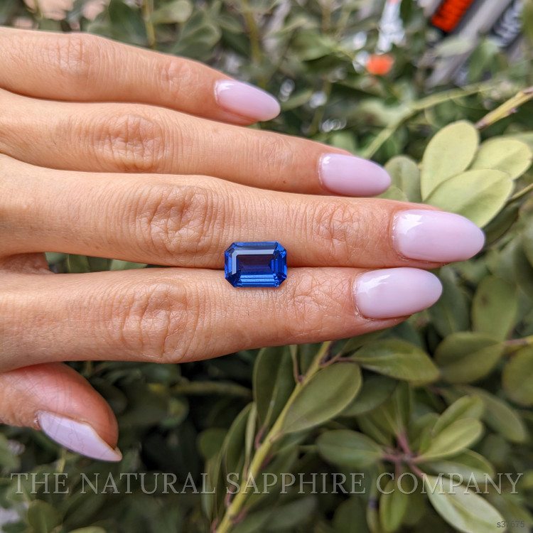 5.04 Ct. Blue Sapphire from Ceylon (Sri Lanka)