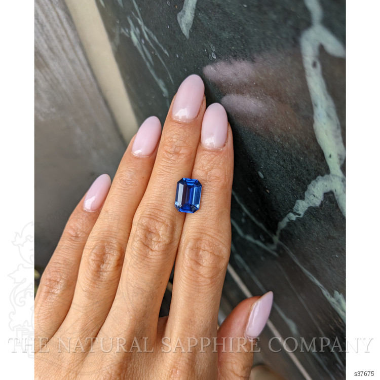 5.04 Ct. Blue Sapphire from Ceylon (Sri Lanka)