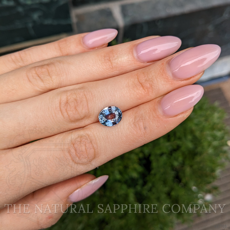 3.93 Ct. Bi Color Sapphire from Ceylon (Sri Lanka)