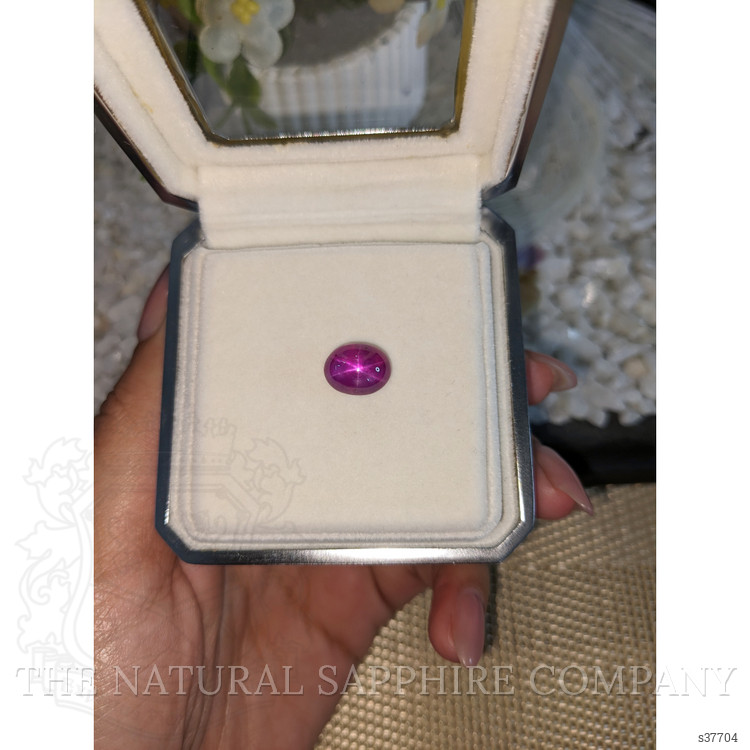 6.54 Ct. Pinkish Purple Star Sapphire from Ceylon (Sri Lanka)