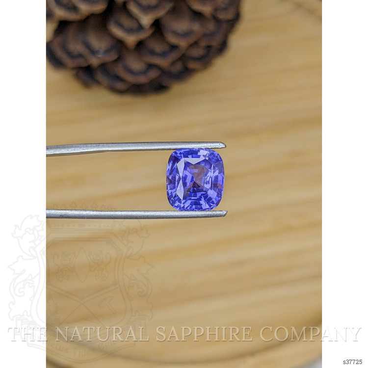 5.57 Ct. Violet Sapphire from Ceylon (Sri Lanka)