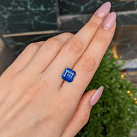 6.61 Ct. Blue Sapphire from Ceylon (Sri Lanka) Life Style