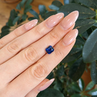 2.54 Ct. Blue Sapphire from Ceylon (Sri Lanka) Life Style