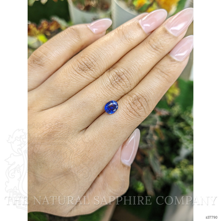 1.78 Ct. Blue Sapphire from Ceylon (Sri Lanka)