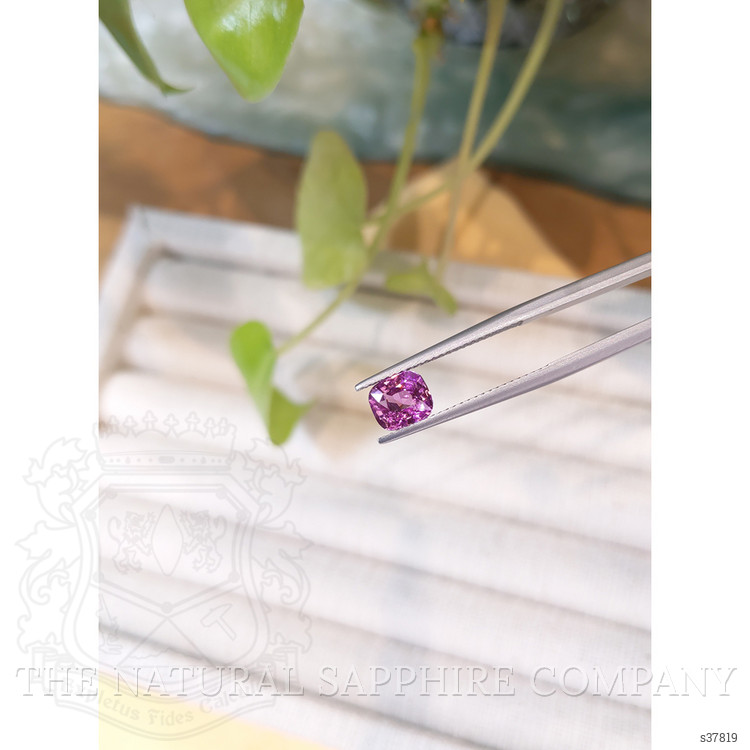 1.52 Ct. Pinkish Purple Sapphire from Ceylon (Sri Lanka)