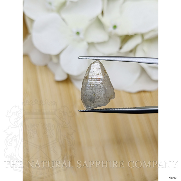 14.61 Ct. Bluish Grey Sapphire Crystal from Ceylon (Sri Lanka)