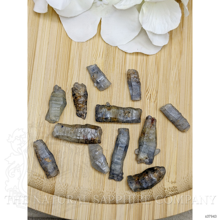 94.43 Ct. Blue Sapphire Crystal from Ceylon (Sri Lanka)