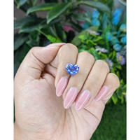 4.60 Ct. Blue Sapphire from Tanzania Life Style